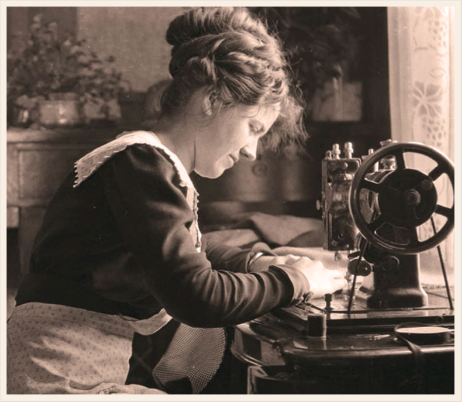 maquina-de-coser-antigua-vintage-mujer